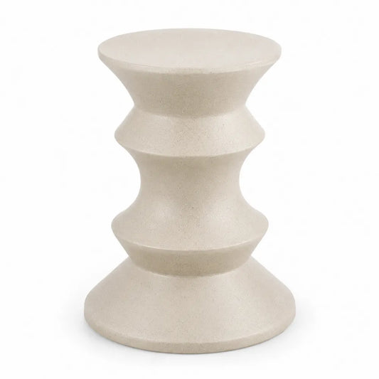 Mesa auxiliar de exterior en hormigón reforzado color crema 35 x 35 x 46 cm