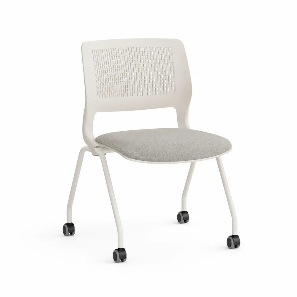 Silla de oficina con ruedas respaldo de malla y asiento acolchado blanco y gris sin reposabrazos