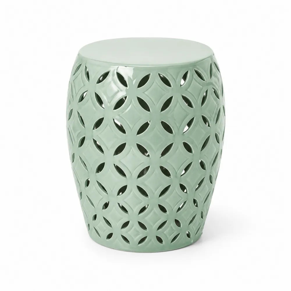 Mesa auxiliar de exterior tipo taburete en cerámica esmaltada verde con diseño calado 35 x 35 x 46 cm